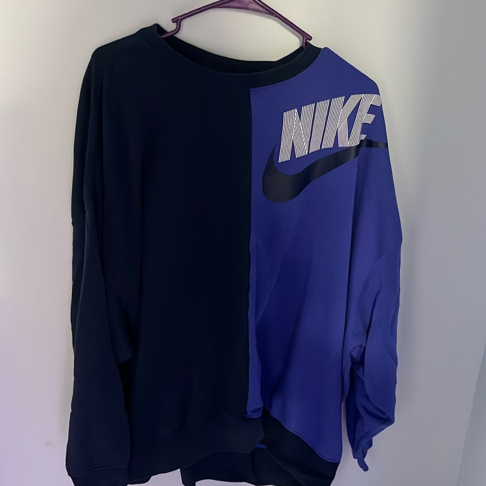 Nike crew neck